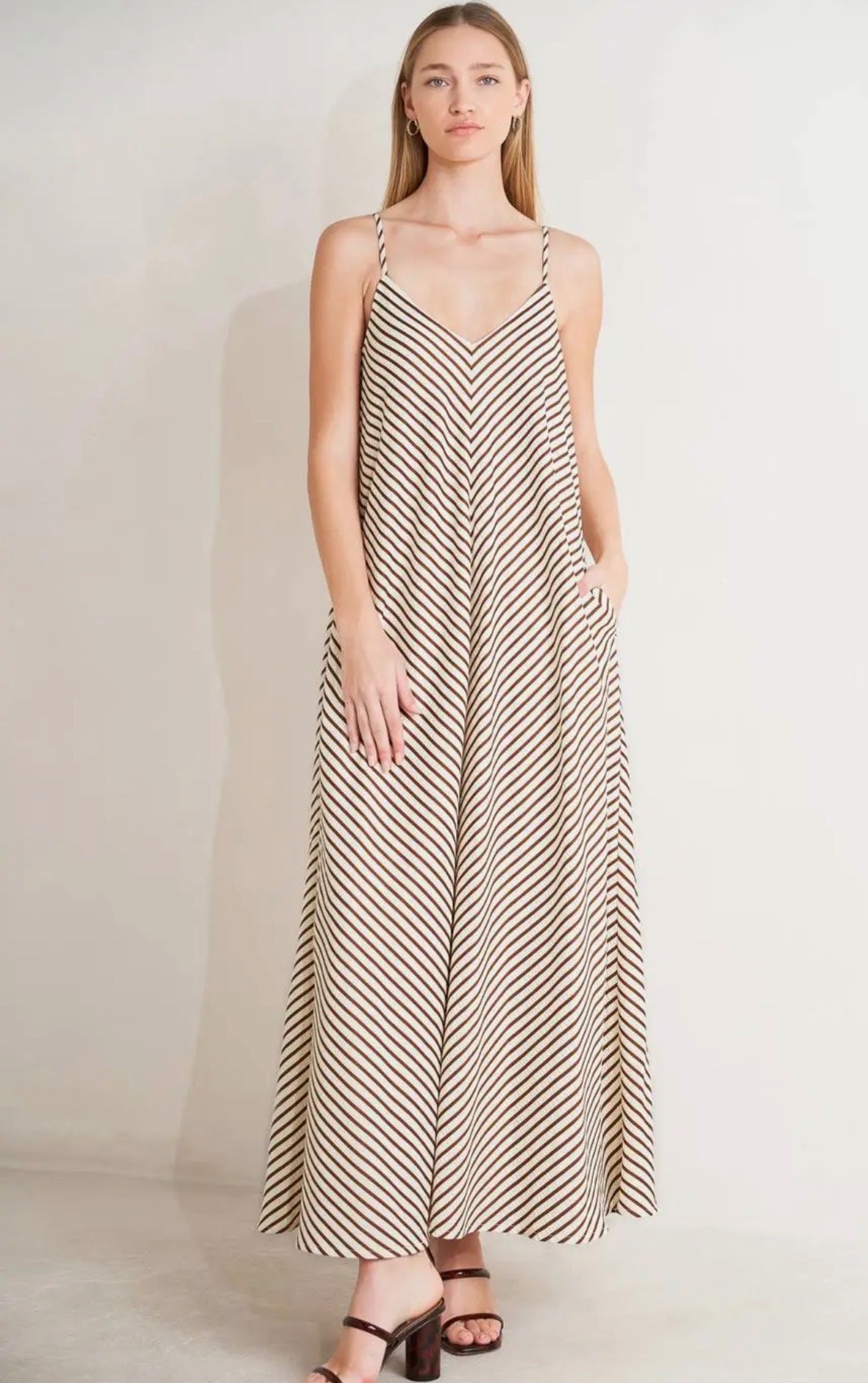 diagonal line dress DIAGONAL CRYSTAL-EMBELLISHED SHOULDER A-LINE DRESS | CULT MIA